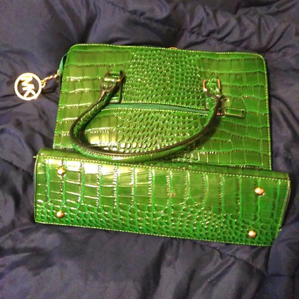 MK green alligator purse_